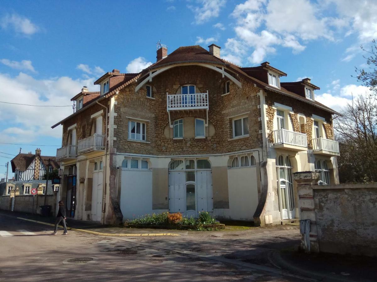 La Sapiniere Villa Hermanville-sur-Mer Exterior foto